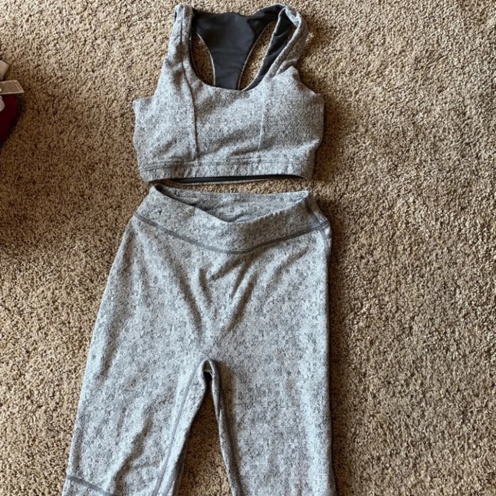 Gymshark leggings and sports bra